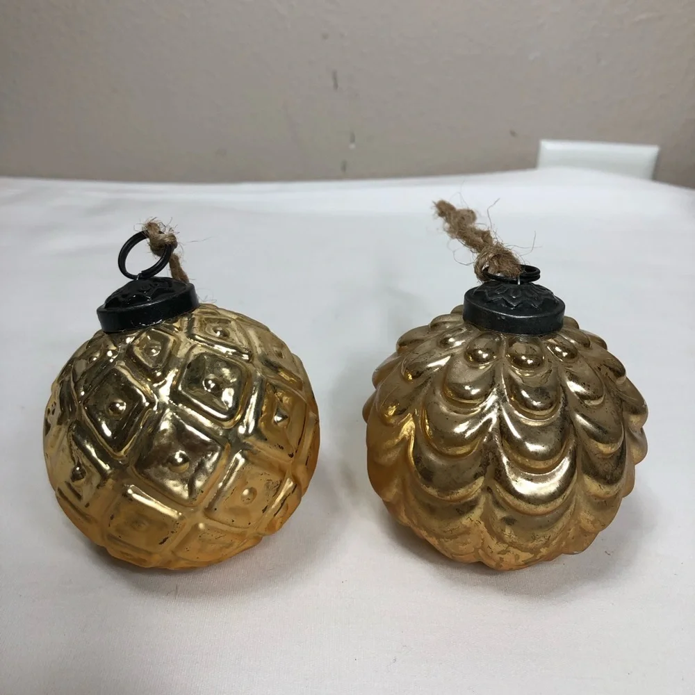 Pottery Barn MERCURY GLASS Embossed Gold Antique Finish‎ Christmas Ornaments 6